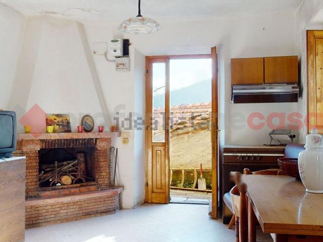 Appartamento in vendita di 110 m² in Via Grotte, 10
