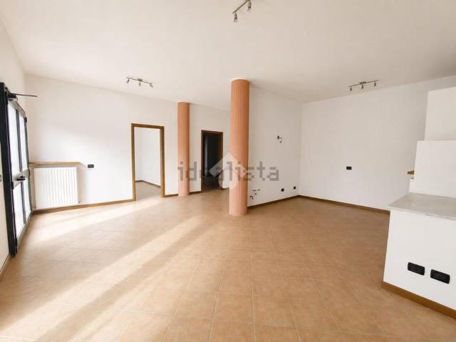 Appartamento in vendita di 110 m² in Via Guglielmo Marconi, 1