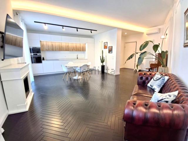 Appartamento in vendita di 110 m² in Via Guido Monaco
