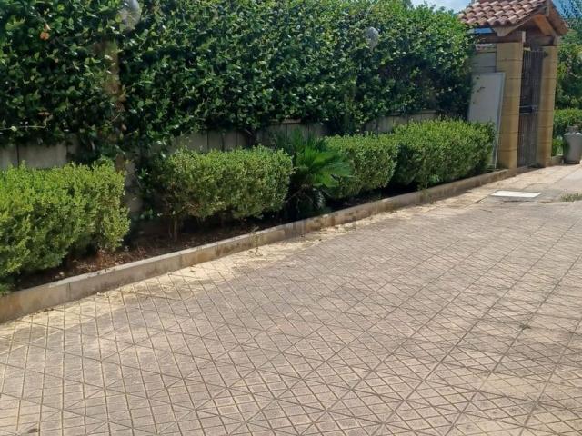 Appartamento in vendita di 110 m² in Via Dottore Benedetto Genovesi, 145
