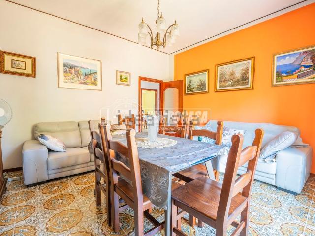 Appartamento in vendita di 110 m² in Via Don Antonio Morganti