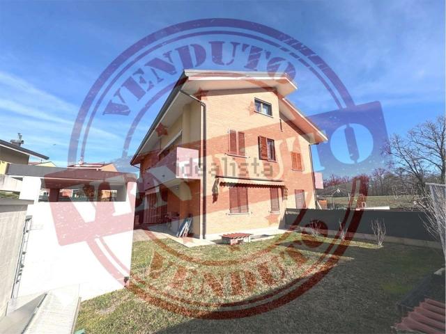 Appartamento in vendita di 110 m² in Via Don Bonzi