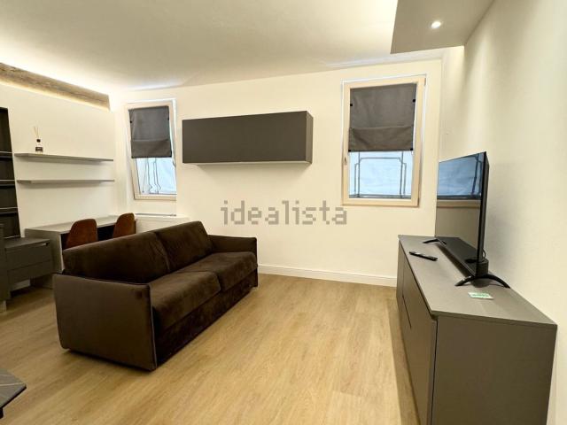 Appartamento in vendita di 110 m² in Via de’ Romei