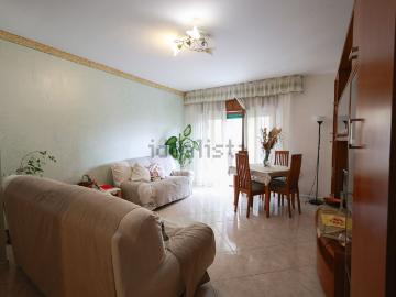 Appartamento in vendita di 110 m² in Via Degli Aranceti