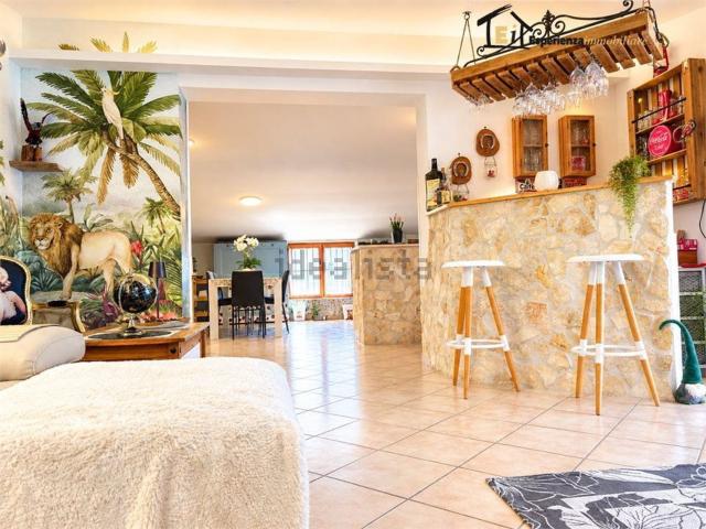 Appartamento in vendita di 110 m² in Via Degli Eroi, 13