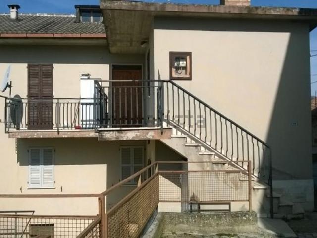 Appartamento in vendita di 110 m² in Via dei caduti fr.venagrande, 97