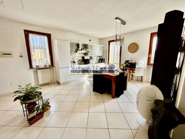Appartamento in vendita di 110 m² in Via dei Francesi