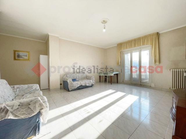 Appartamento in vendita di 110 m² in Via dei Salici, 65