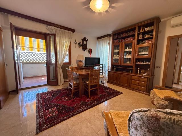 Appartamento in vendita di 110 m² in Via del Molino Vecchio