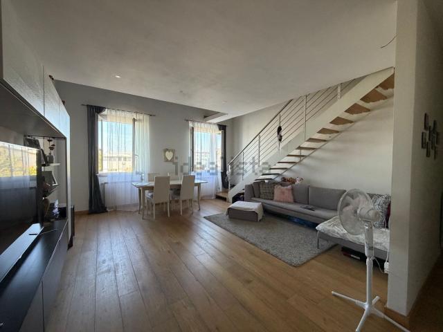 Appartamento in vendita di 110 m² in Via del Botteghino, 136