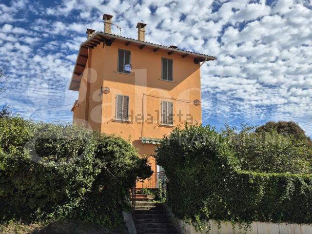 Appartamento in vendita di 110 m² in Via del Chiascio, 31