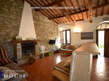 Appartamento in vendita di 110 m² in Via del Lavatoio, 18