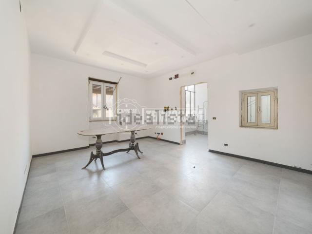 Appartamento in vendita di 96 m² in Via del Pavone