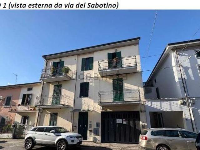 Appartamento in vendita di 110 m² in Via del Sabotino