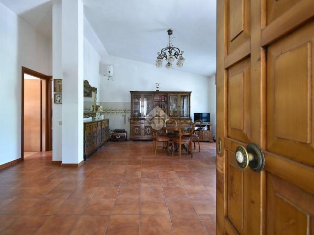 Appartamento in vendita di 110 m² in Via dell&apos Irto, 65