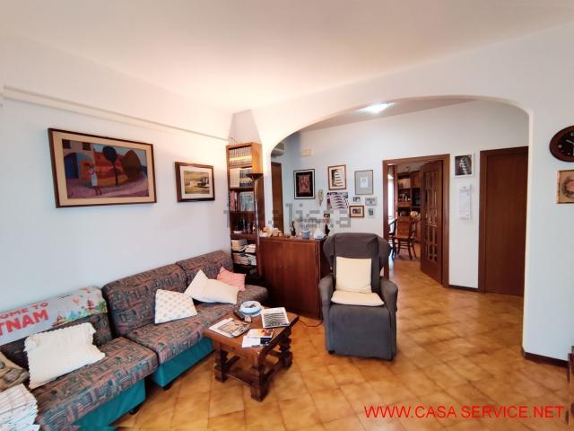 Appartamento in vendita di 110 m² in Via della Costituzione