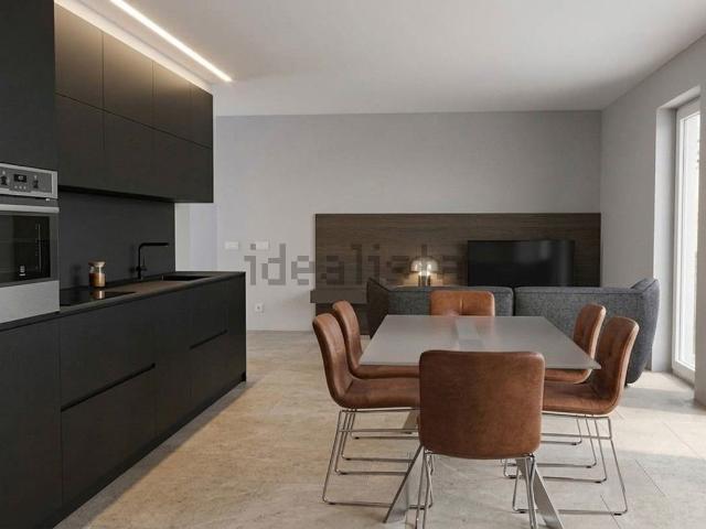 Appartamento in vendita di 110 m² in Via della Croce