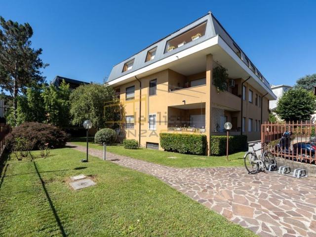 Appartamento in vendita di 110 m² in Via della Blandoria, 10