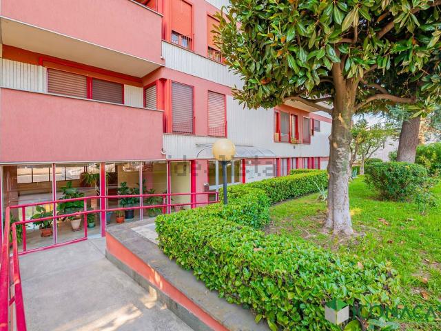 Appartamento in vendita di 110 m² in Via della Liberazione, 51