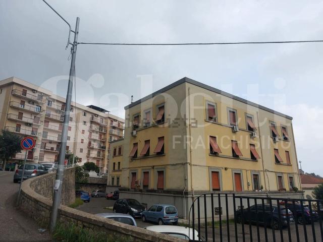 Appartamento in vendita di 110 m² in Via della Stazione, 87