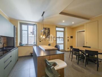 Appartamento in vendita di 110 m² in Via della Pace, 5