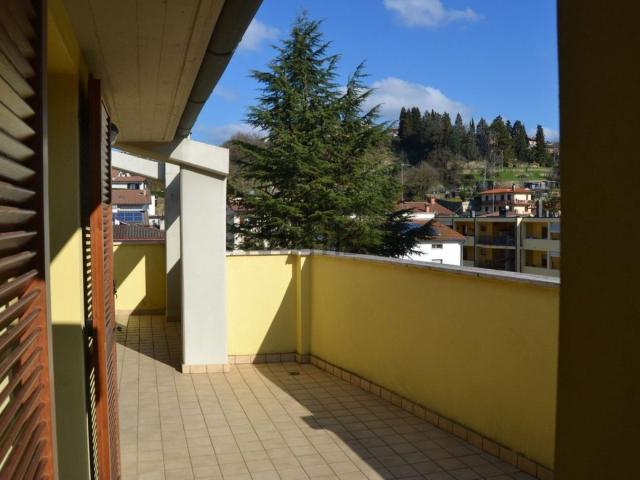 Appartamento in vendita di 110 m² in Via della Resistenza, 10