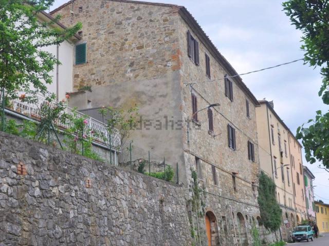 Appartamento in vendita di 110 m² in Via della Villamagra