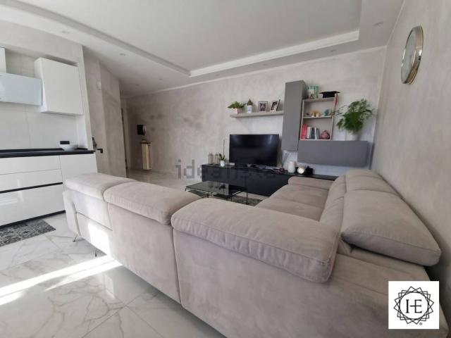 Appartamento in vendita di 110 m² in Via delle Attivita&apos