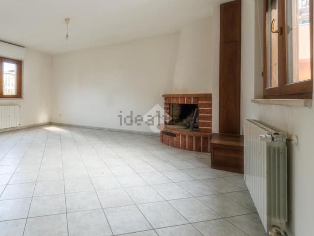 Appartamento in vendita di 110 m² in Via delle Magnolie, 78