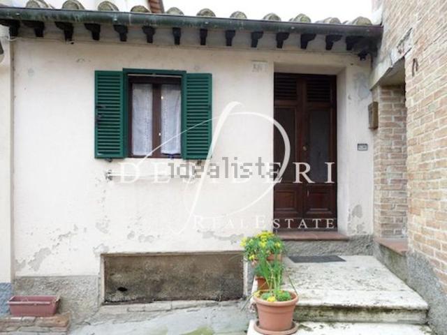 Appartamento in vendita di 110 m² in Via delle Scuole, 5