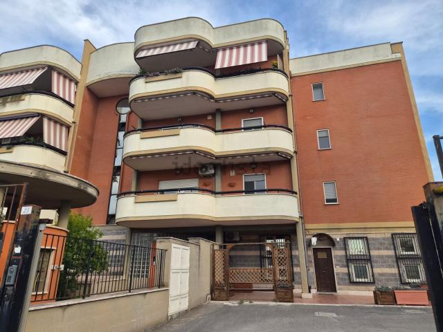 Appartamento in vendita di 110 m² in Via delle Palme