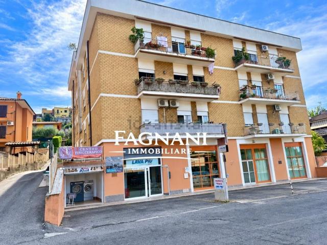 Appartamento in vendita di 110 m² in Via di Ponente