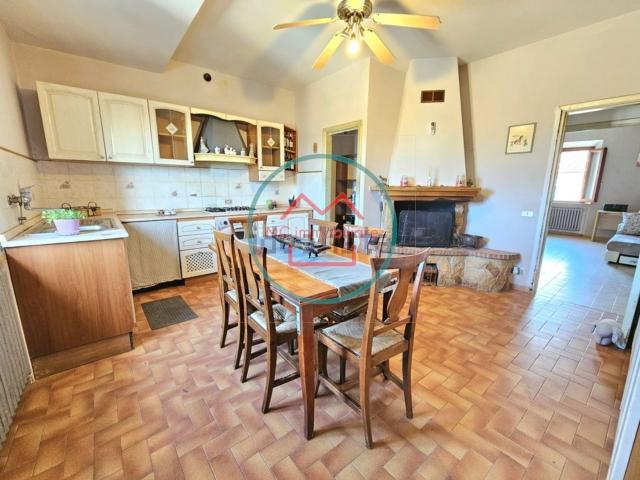 Appartamento in vendita di 110 m² in Via di Quarrata