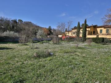 Appartamento in vendita di 110 m² in Via Di Vernalese