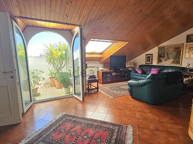 Appartamento in vendita di 95 m² in Via Emilia Romagna, 233