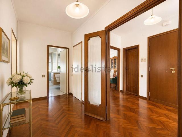 Appartamento in vendita di 110 m² in Via enrico betti