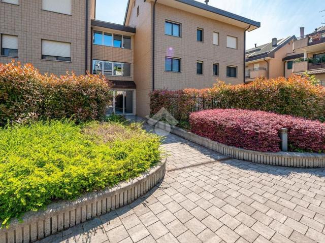 Appartamento in vendita di 110 m² in Via Eliseo Vismara, 74