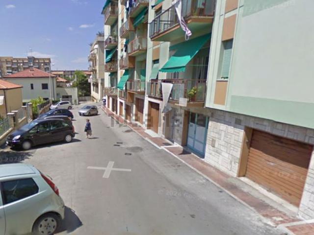 Appartamento in vendita di 110 m² in Via Esino