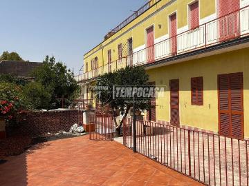 Appartamento in vendita di 110 m² in Via Etnea
