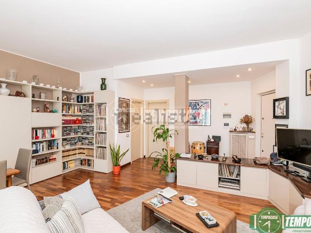 Appartamento in vendita di 110 m² in Via Europa