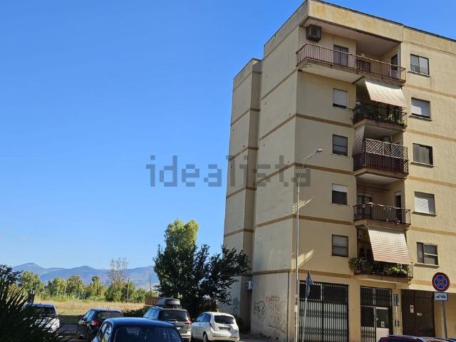 Appartamento in vendita di 110 m² in Via Ezio