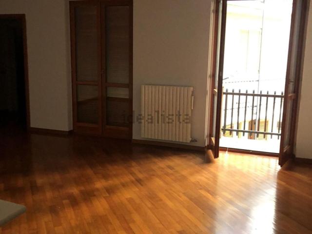 Appartamento in vendita di 110 m² in Via Felice Cavallotti