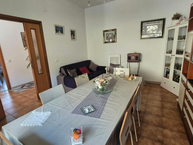 Appartamento in vendita di 110 m² in Via Fiume Tavo, 6