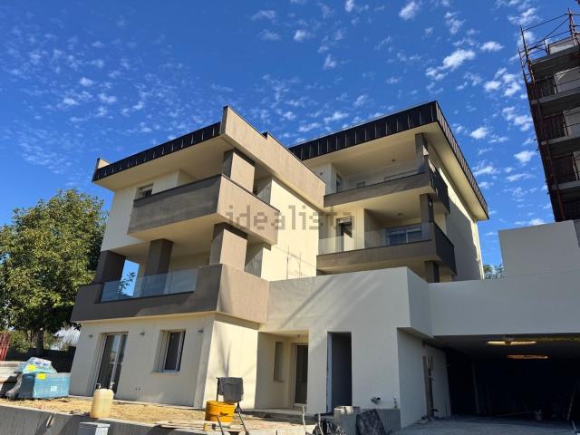 Appartamento in vendita di 110 m² in Via Francesco Petrarca