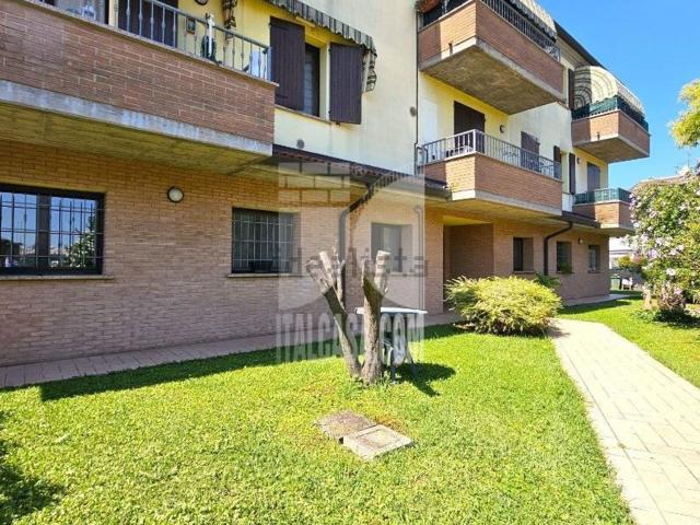 Appartamento in vendita di 110 m² in Via Fratelli Cervi
