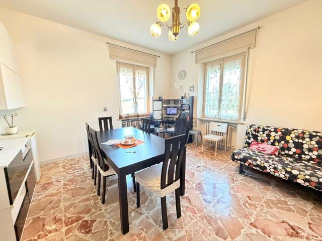 Appartamento in vendita di 110 m² in Via Fratelli Cervi