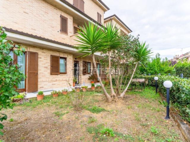 Appartamento in vendita di 80 m² in Via Fratelli Cervi, 86