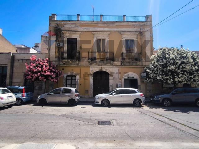 Appartamento in vendita di 110 m² in Via Ierone I L&apos Etneo, 10