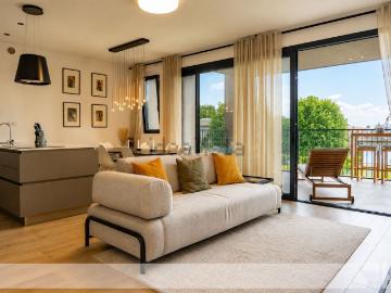 Appartamento in vendita di 110 m² in Via Ippolito Pindemonte, 17