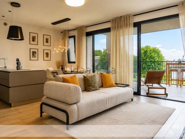 Appartamento in vendita di 110 m² in Via Ippolito Pindemonte, 17